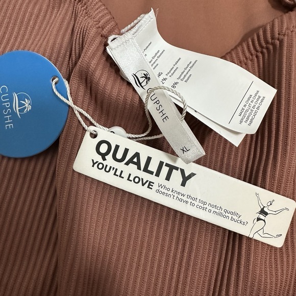 CUPSHE Womens NWT Solid Color V Neck Lace Up Ribbed One Piece Swimsuit XL Mauve - Picture 6 of 9